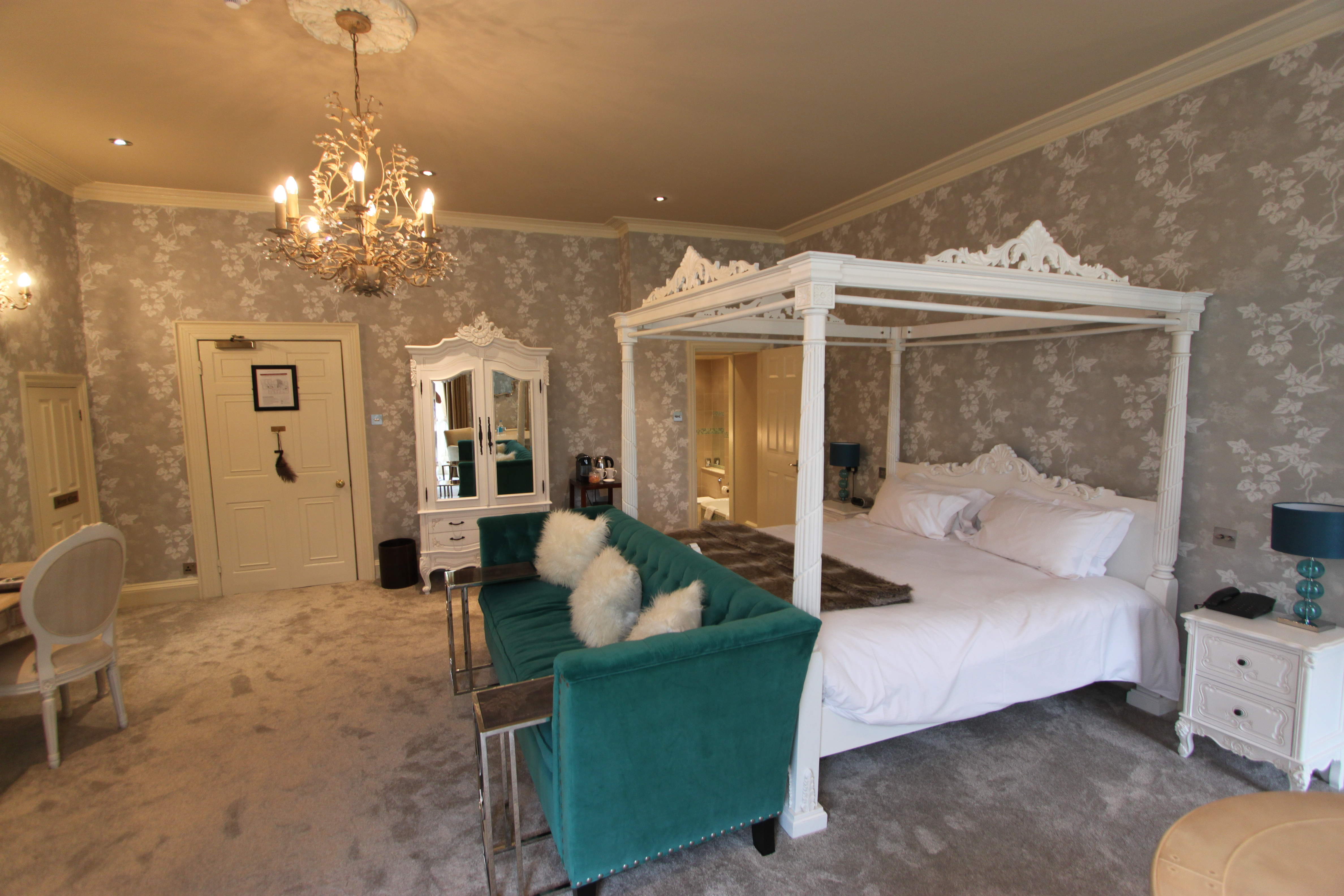 Bedroom - HD Wallpaper 