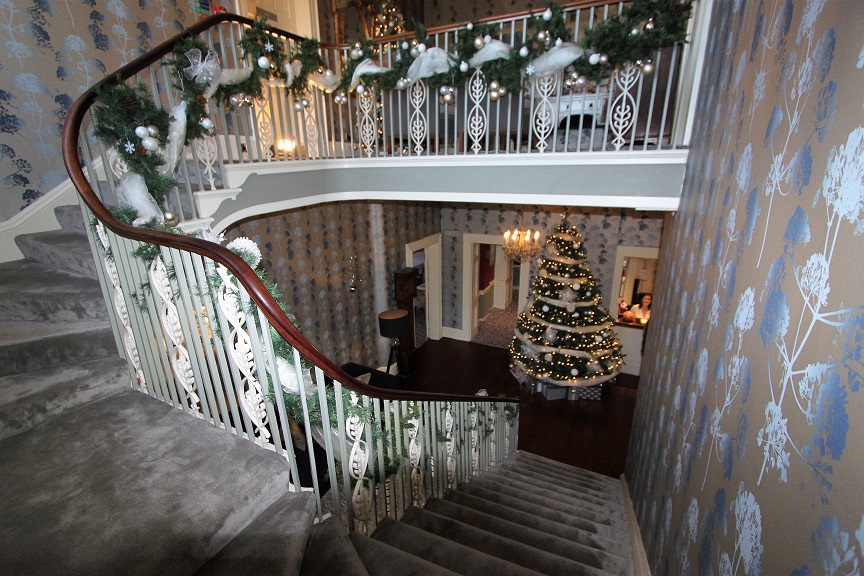 St Michaels Manor Stairs - HD Wallpaper 