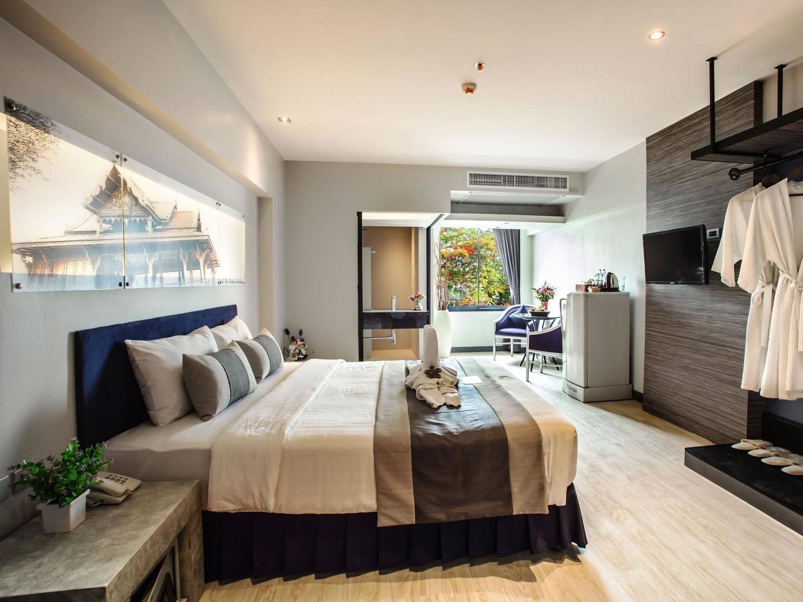 Nuova Cityhotel Bangkok - HD Wallpaper 