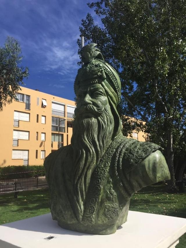 Maharaja Ranjit Singh Statue In France - HD Wallpaper 
