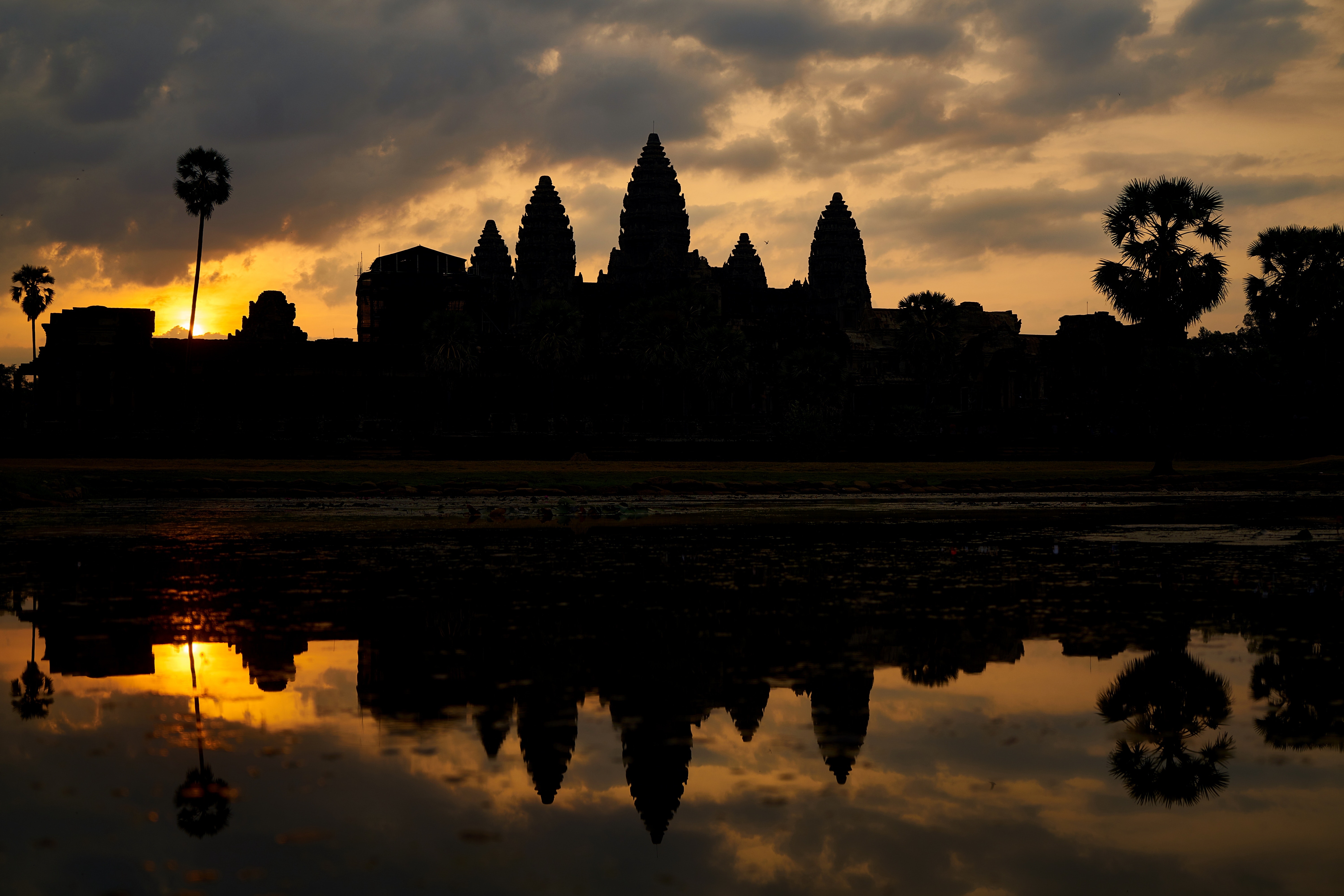 Angkor Wat - HD Wallpaper 