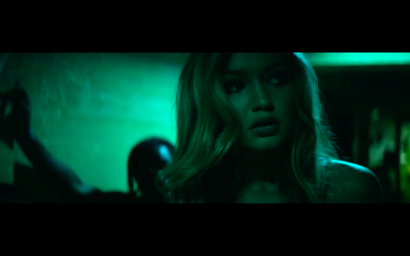 Gigi In Calvin Harris - Darkness - HD Wallpaper 