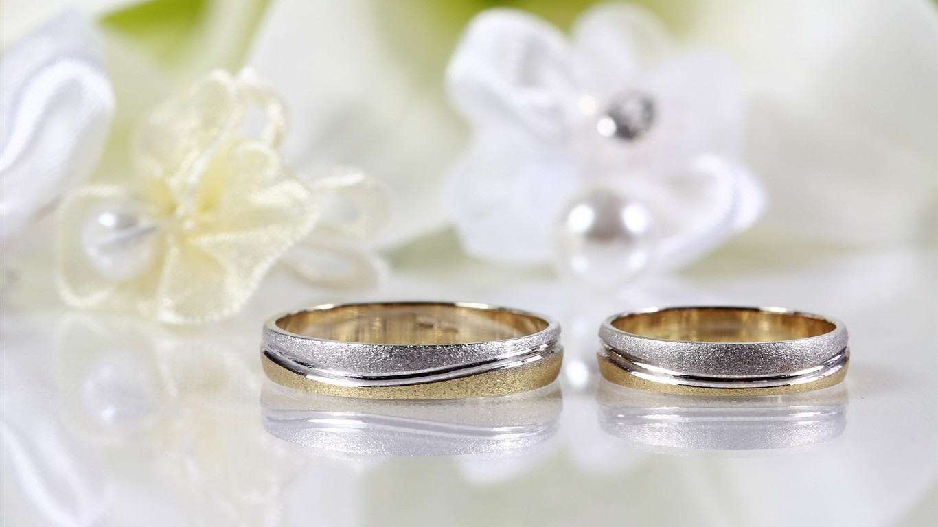 Couple Wedding Rings Wallpaper 4k - HD Wallpaper 