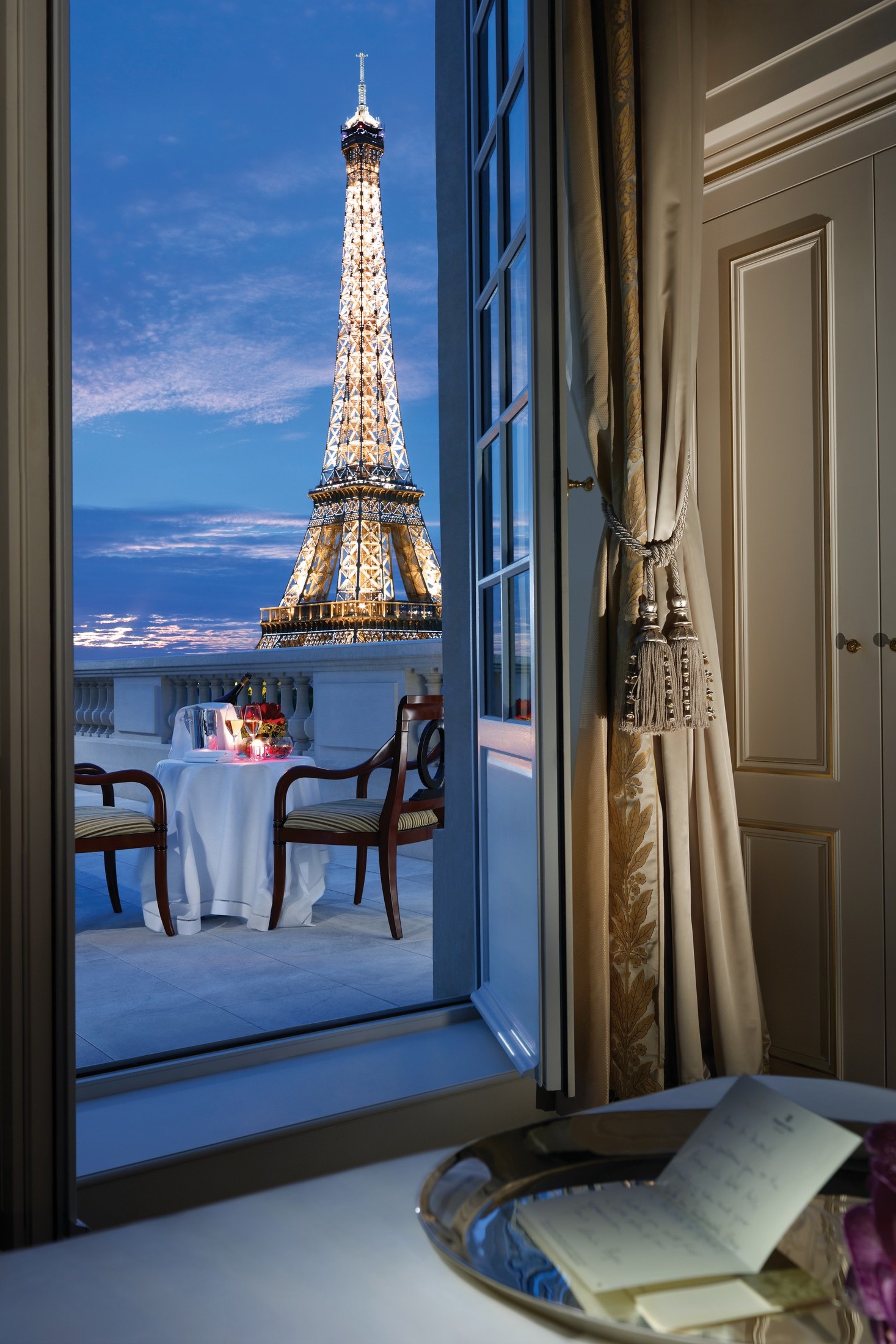 Shangri La Hotel Paris - HD Wallpaper 