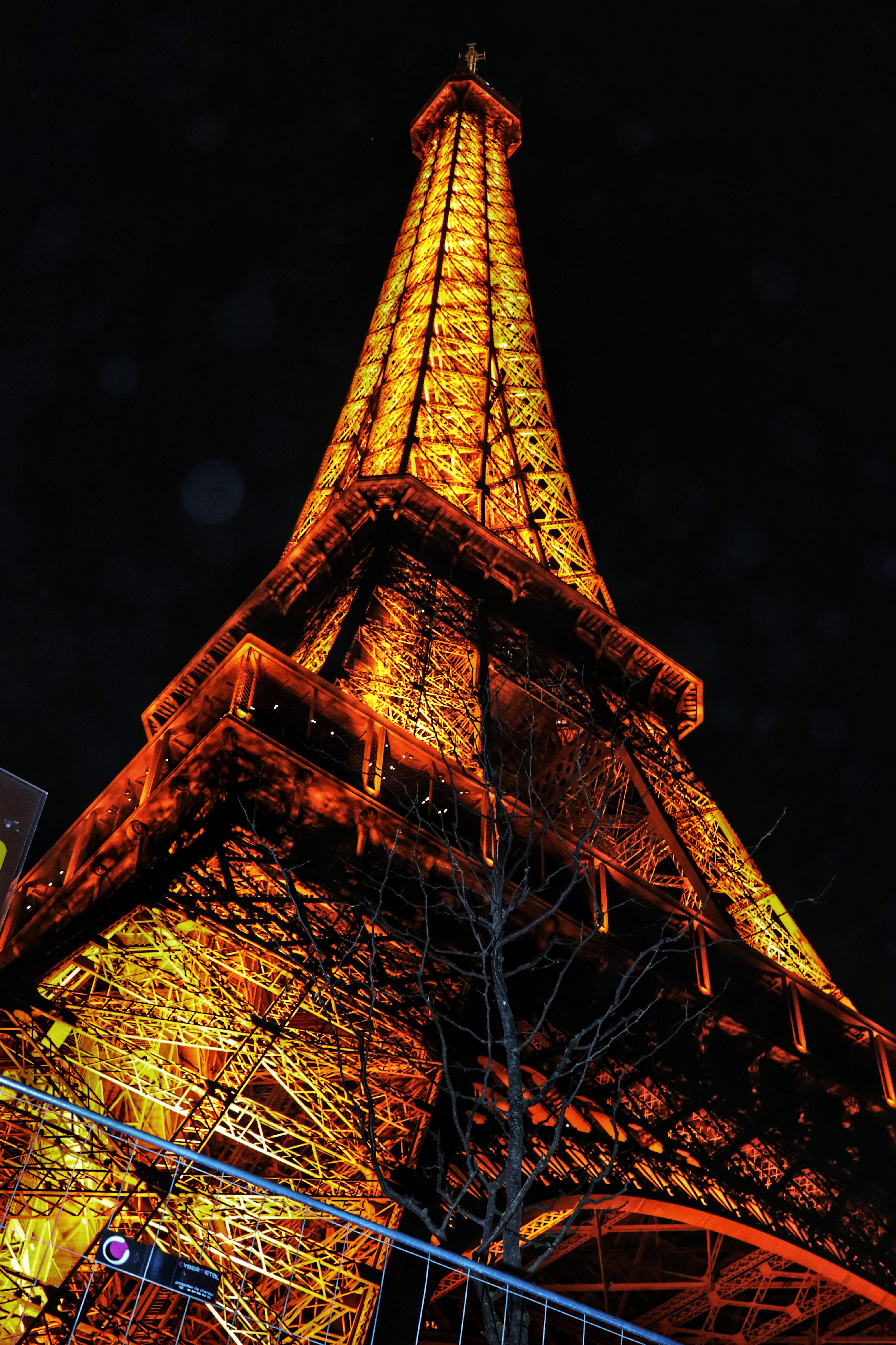 Eiffel Tower - HD Wallpaper 