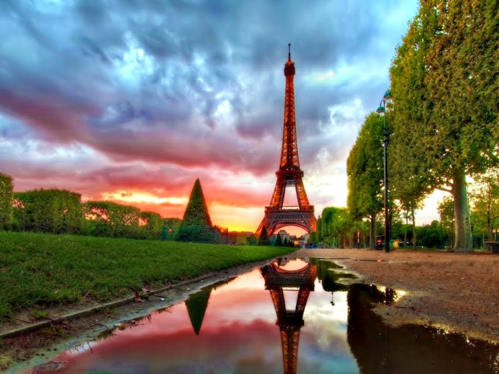 Macbook Wallpaper Eiffel Tower - HD Wallpaper 