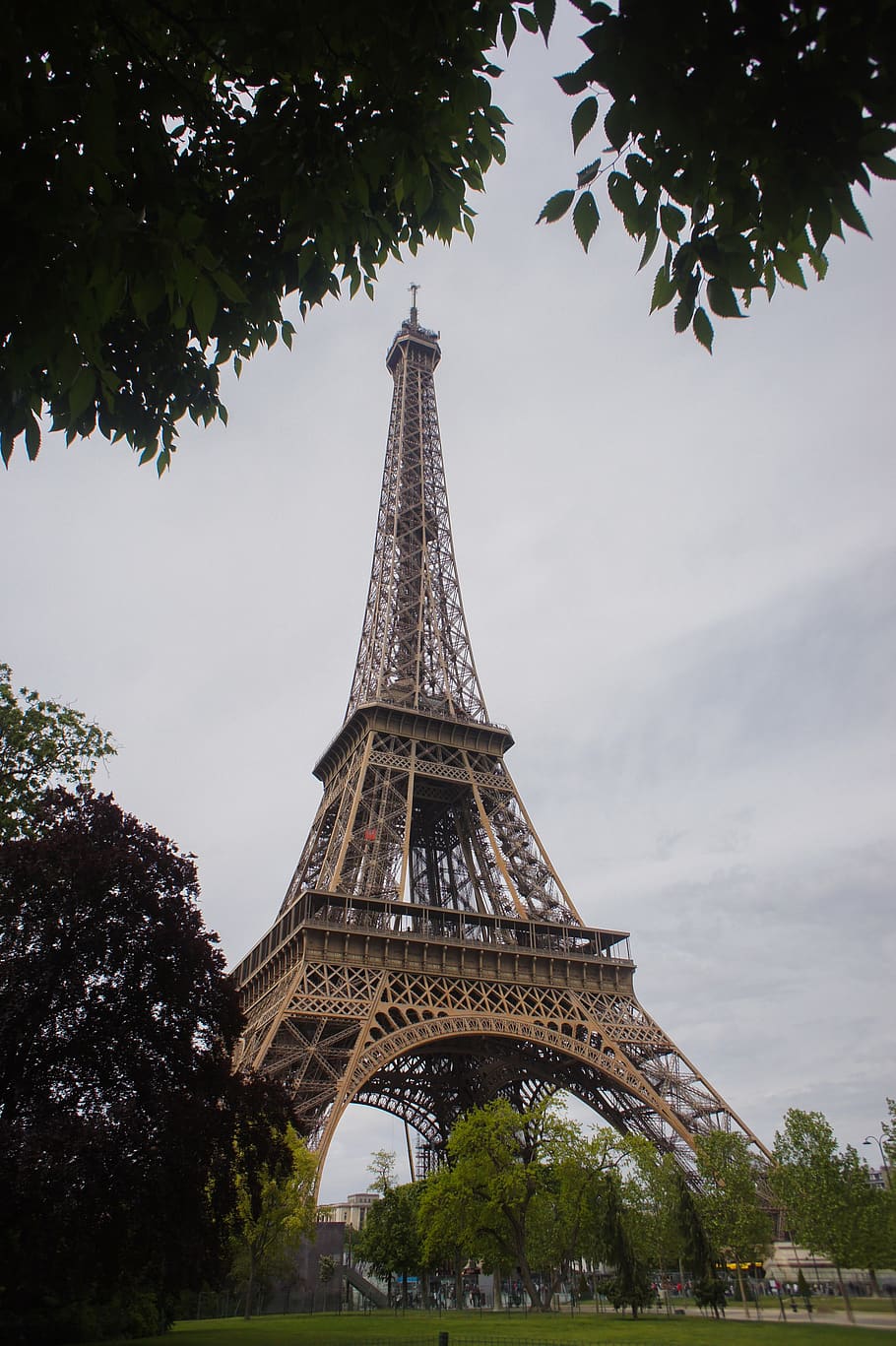 Eiffel Tower, Paris, Europe, French, Milestone, Monument, - Eiffel Tower - HD Wallpaper 