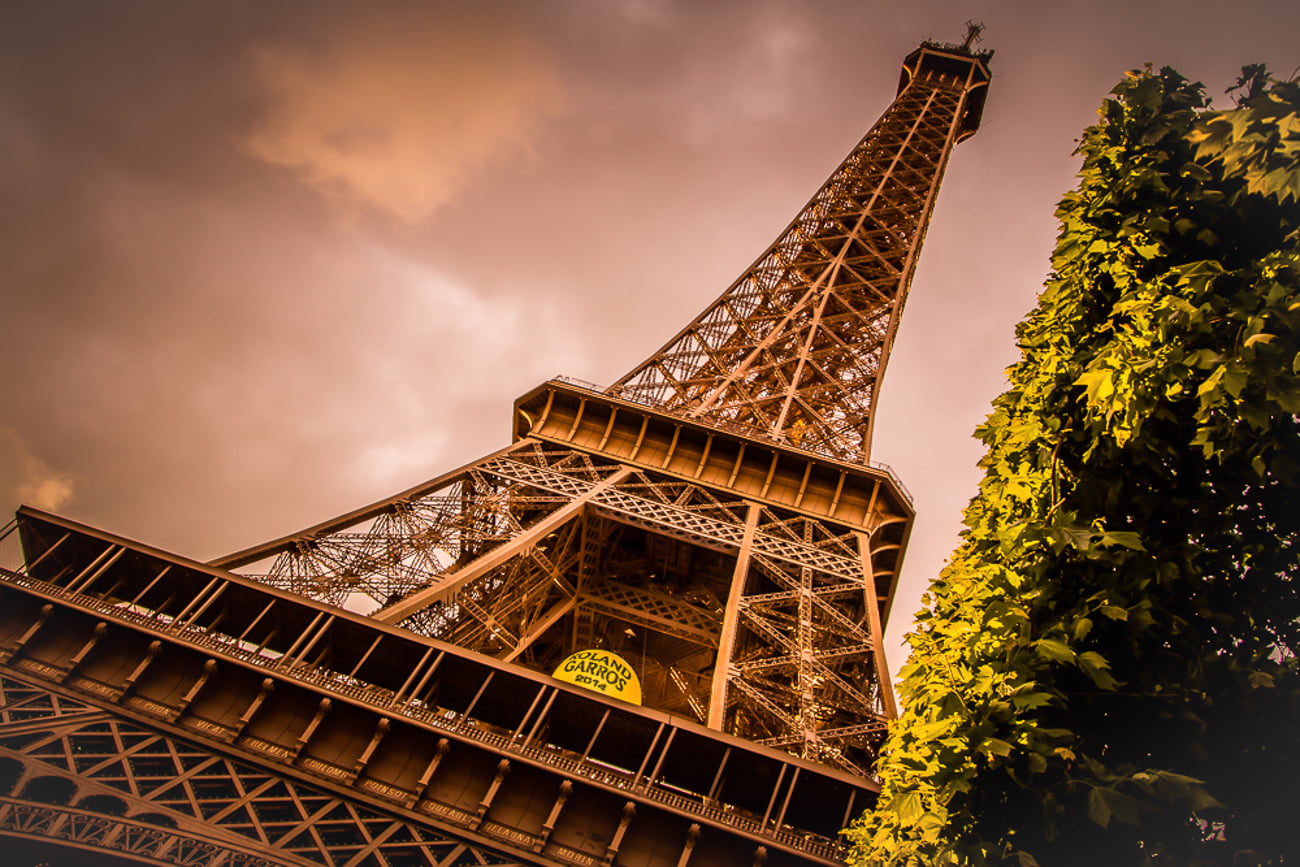 Eiffel Tower - HD Wallpaper 