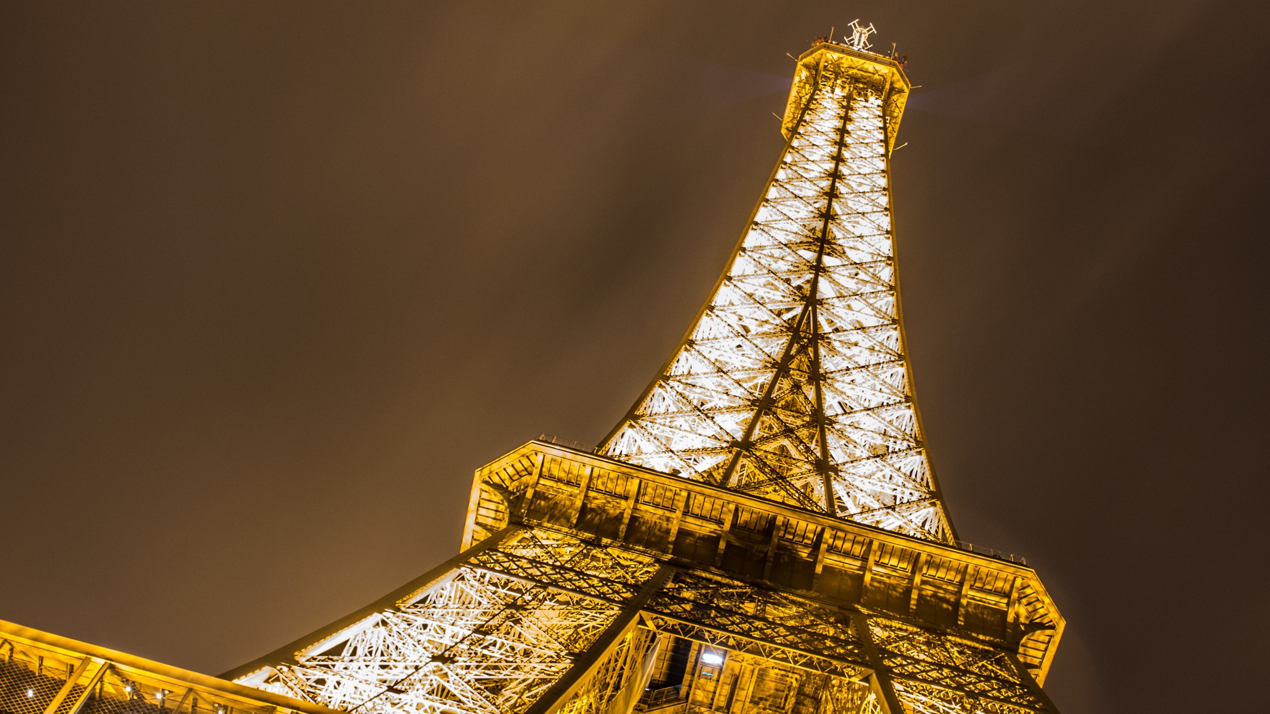 Eiffel Tower - HD Wallpaper 