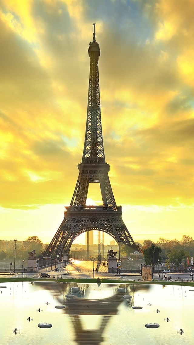 Eiffel Tower - HD Wallpaper 