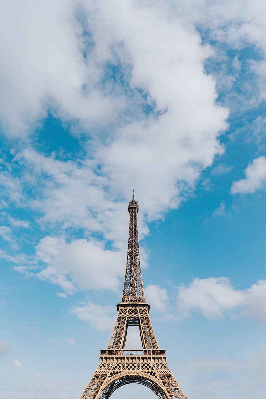 Eiffel Tower, Paris, Cloud, Travel, Air, Inspirational, - Eiffel Tower - HD Wallpaper 