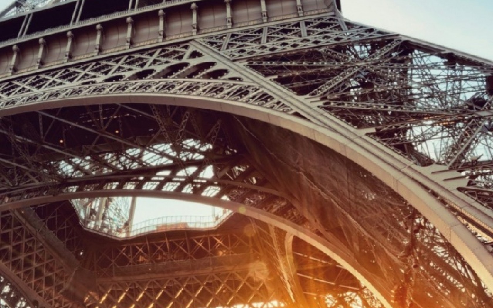 Eiffel Tower - HD Wallpaper 