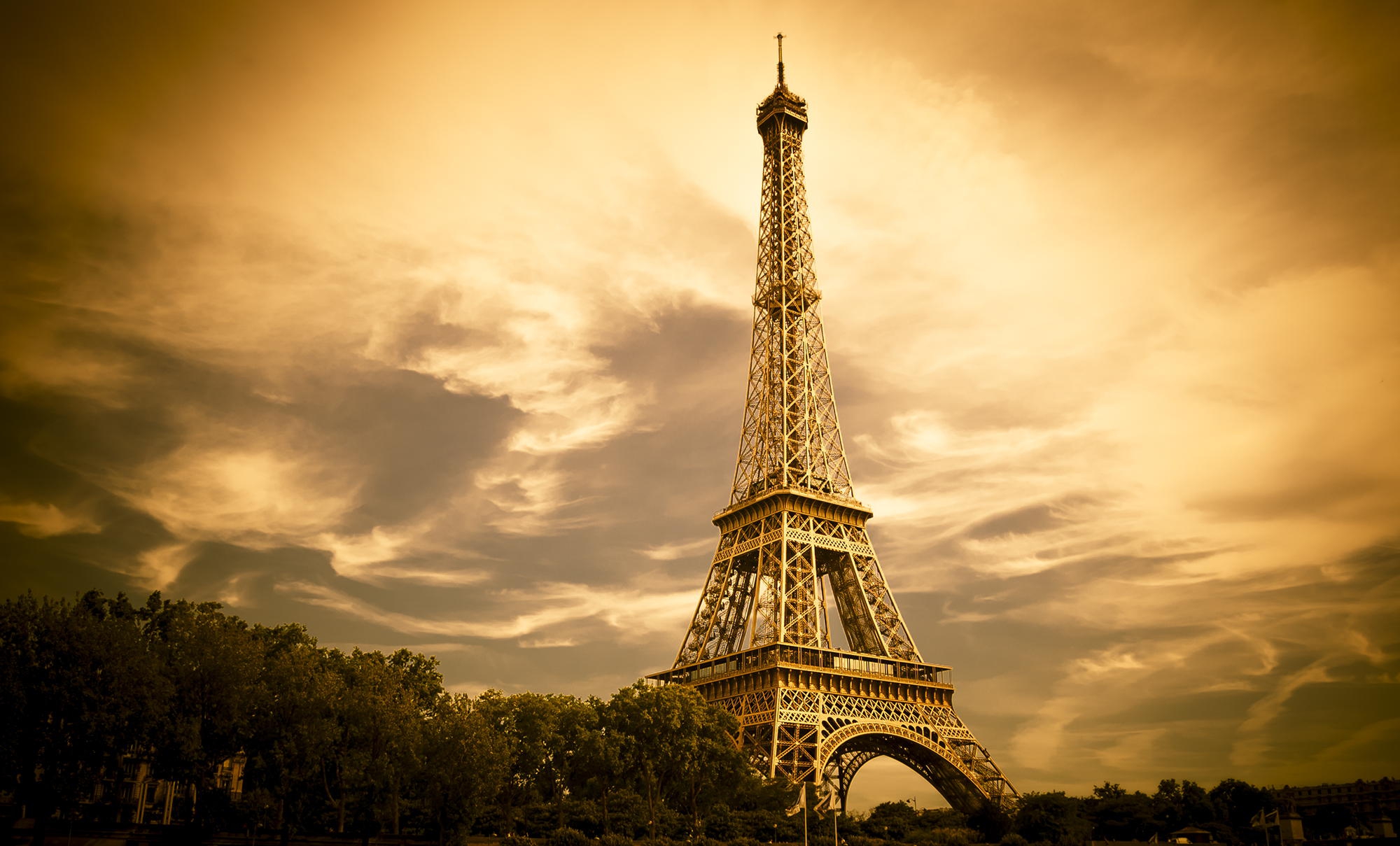 Gold Eiffel Tower Background - HD Wallpaper 