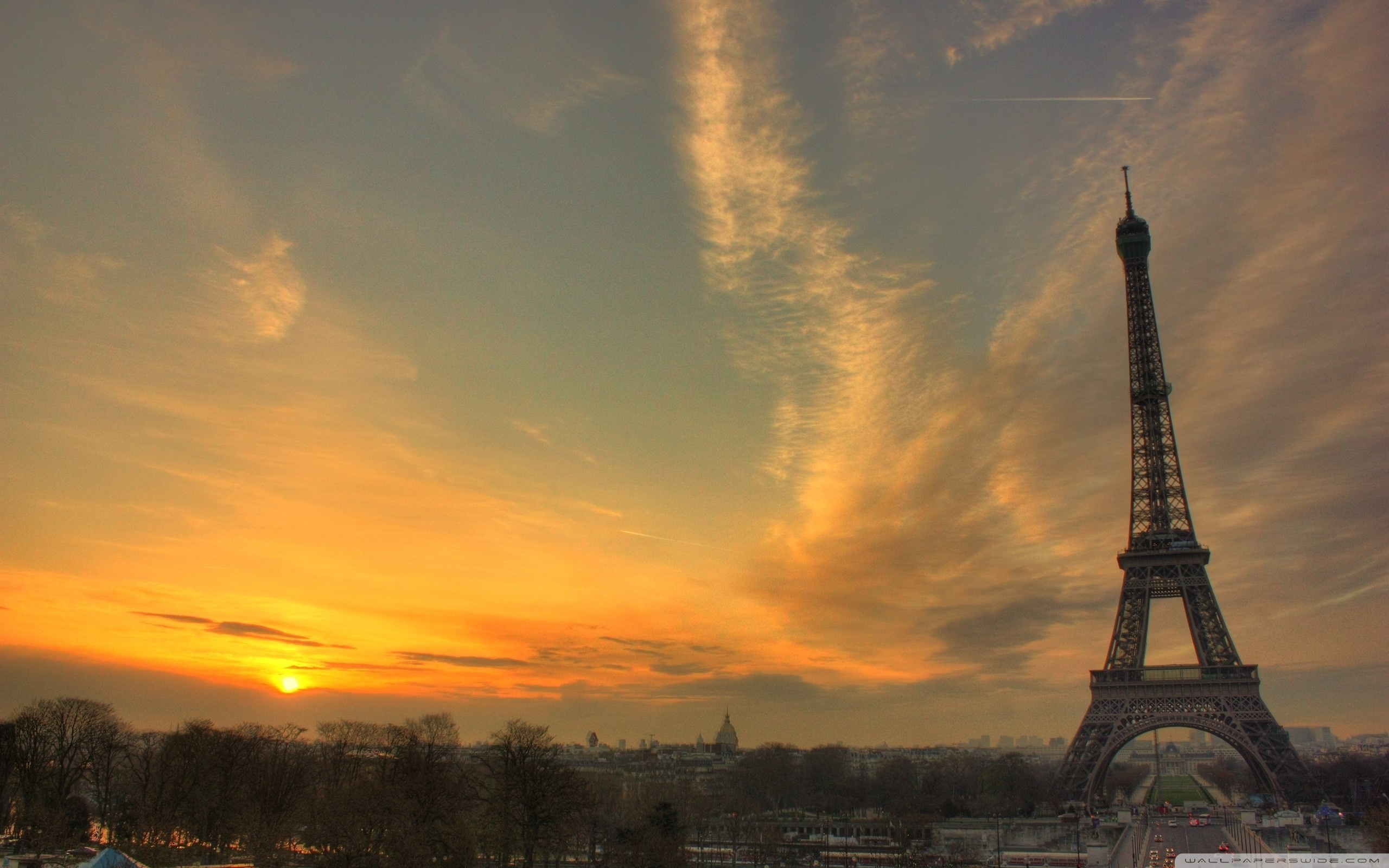 Eiffel Tower - HD Wallpaper 