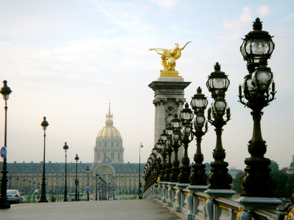Famous Streets In Paris - Pont Alexandre Iii - HD Wallpaper 