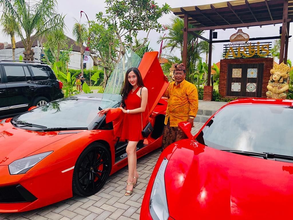 Mobil Hotman Paris Hutapea - HD Wallpaper 