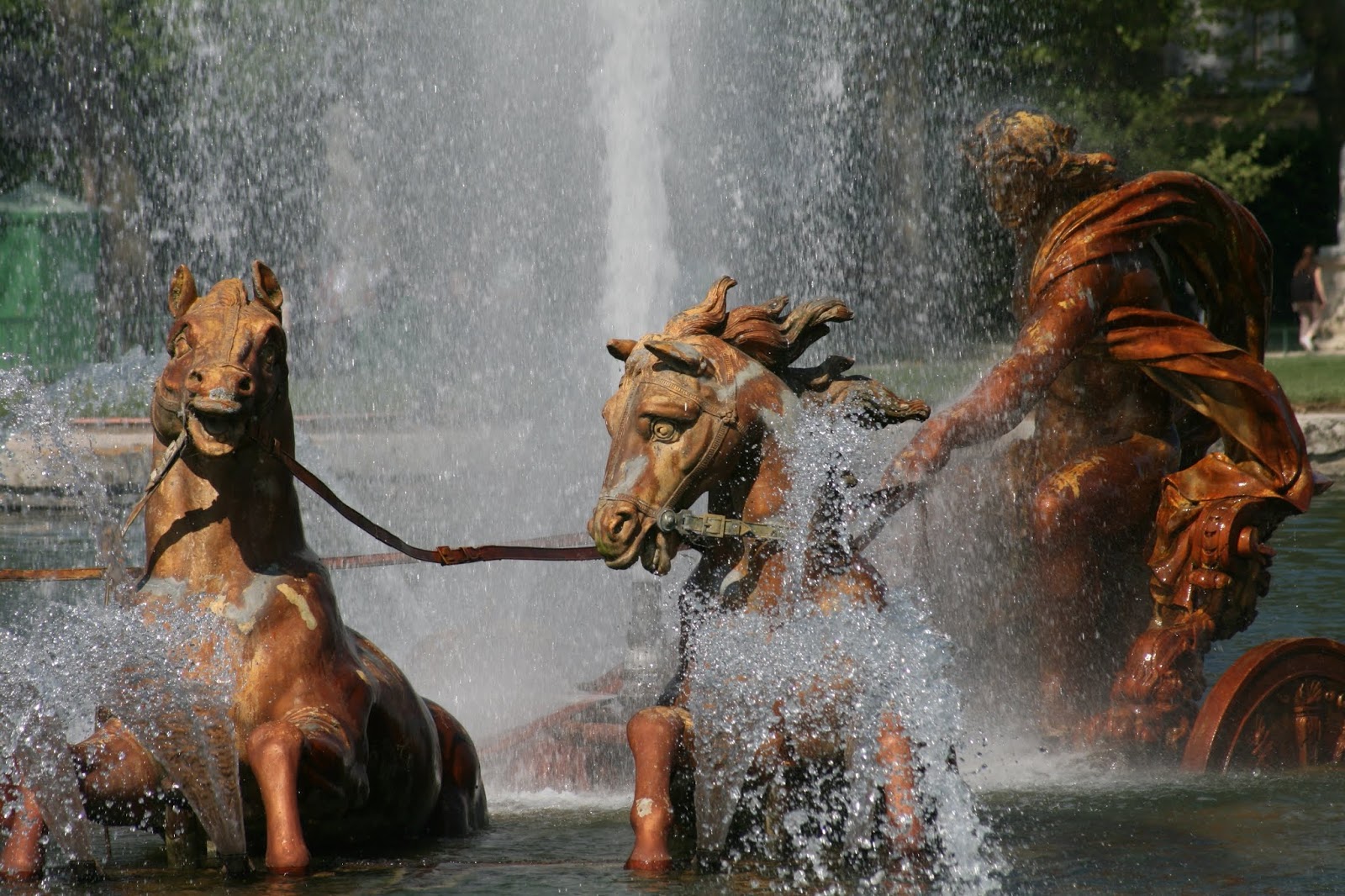 Fountain - HD Wallpaper 