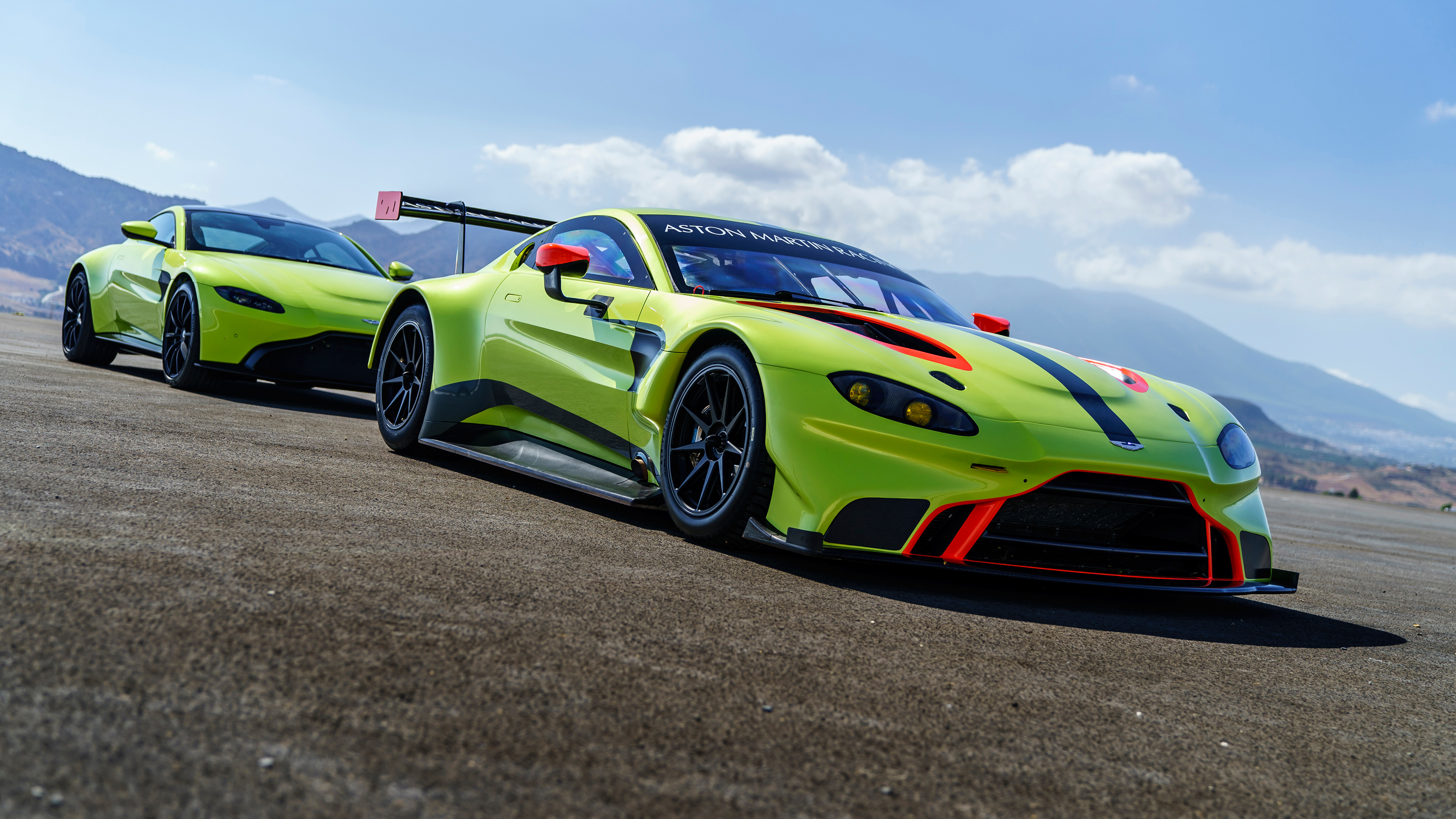 2018 Aston Martin Vantage Gte 4k Wallpapers - Aston Martin Vantage 4k - HD Wallpaper 