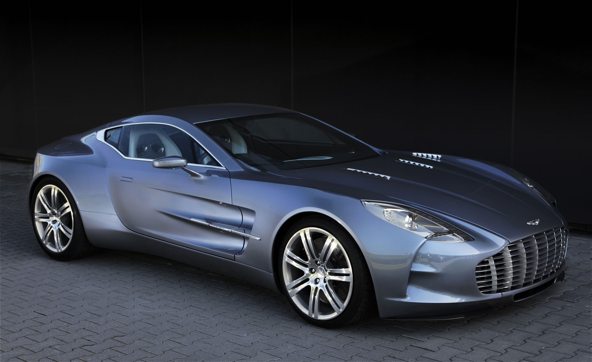Aston Martin One 77 2012 - HD Wallpaper 
