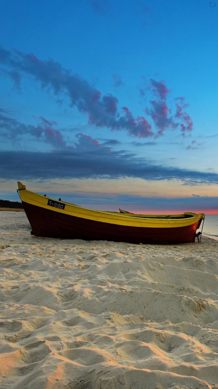 Titans Boat Wallpaper F13 F15 Note 10 Background 53 - Красивое Фото Лодки - HD Wallpaper 