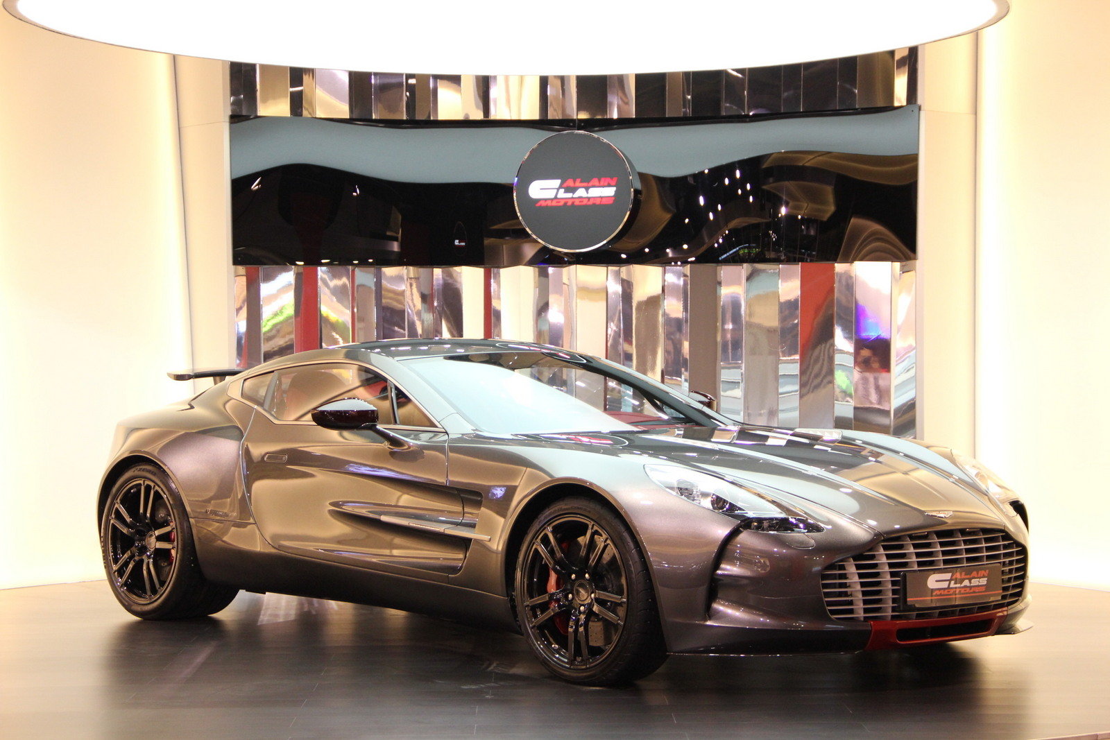 Aston Martin One 77 Q - HD Wallpaper 
