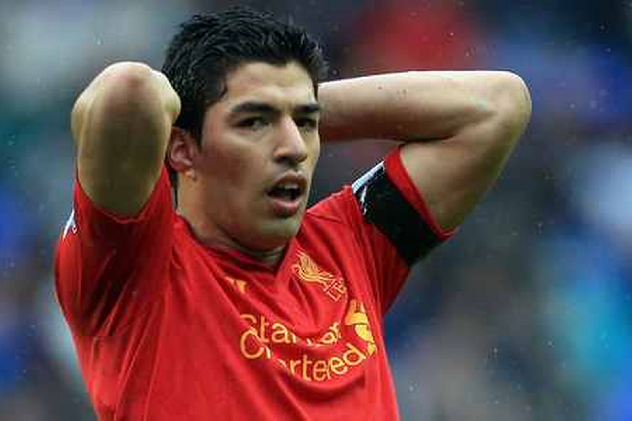Luis Suarez Expression Photo Picture Liverpool Wallpaper - Luis Suárez - HD Wallpaper 