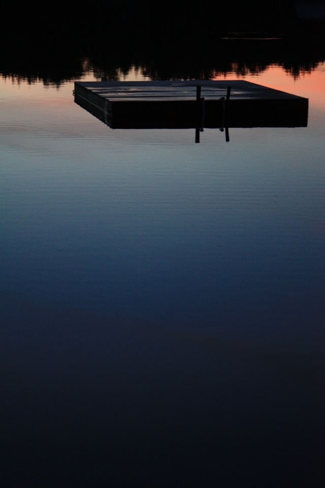 Floating Dock Wallpaper - Boat - HD Wallpaper 
