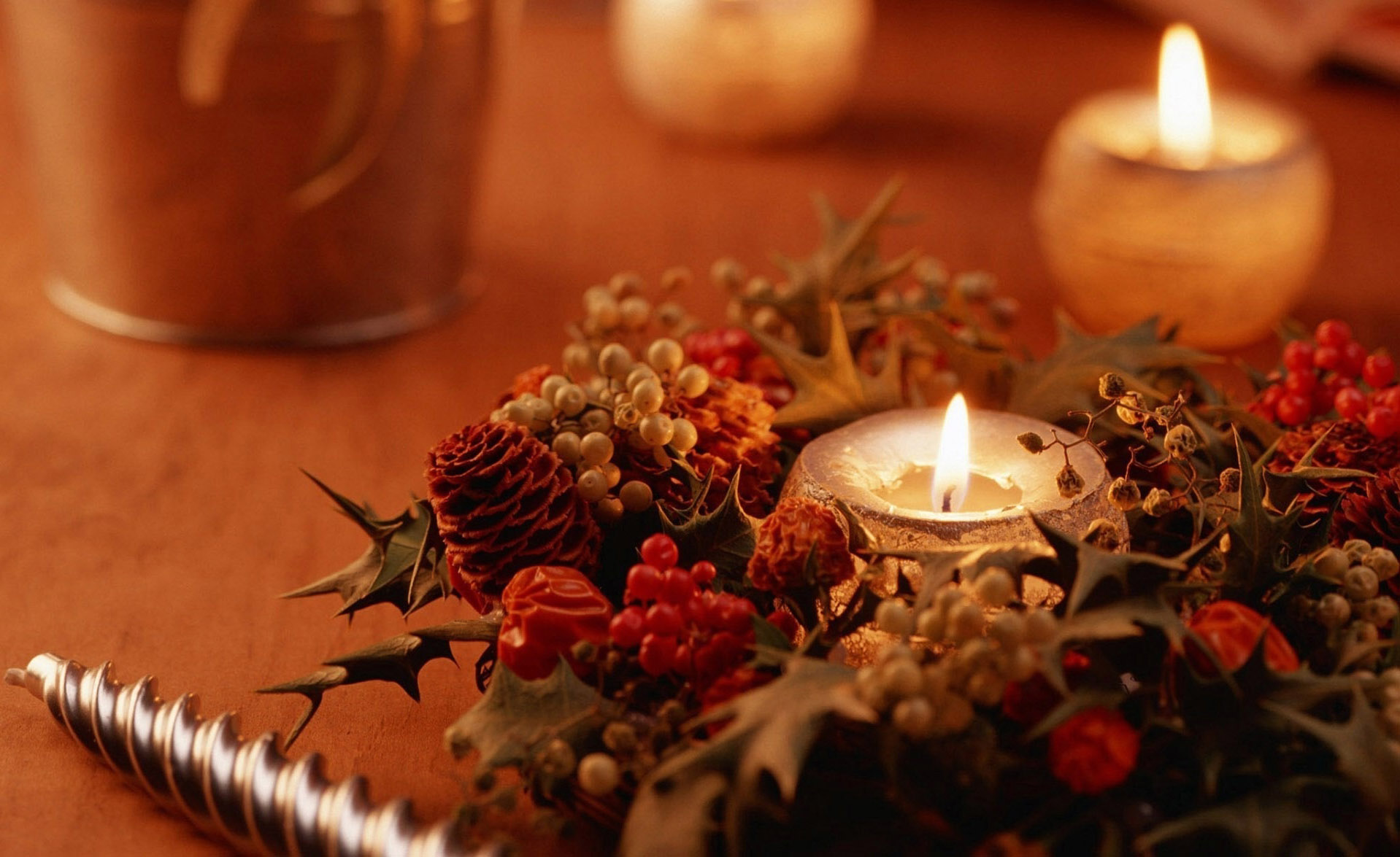 Christmas Wallpaper Lights And Candles - 21 Декабря Праздник - HD Wallpaper 