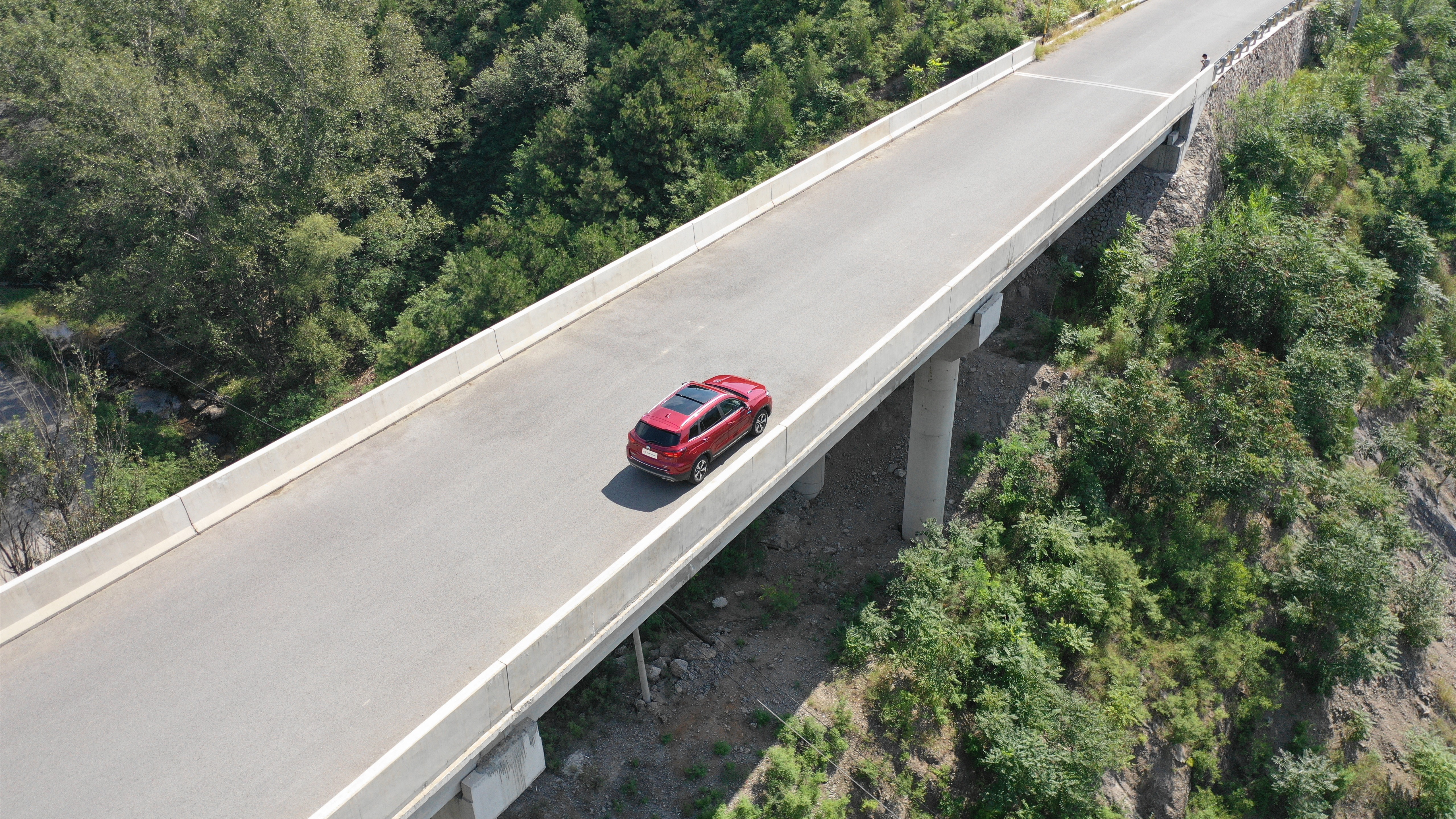Wallpaper Highway, Road, Red Car, Top View - Дорога С Машиной Сверху - HD Wallpaper 