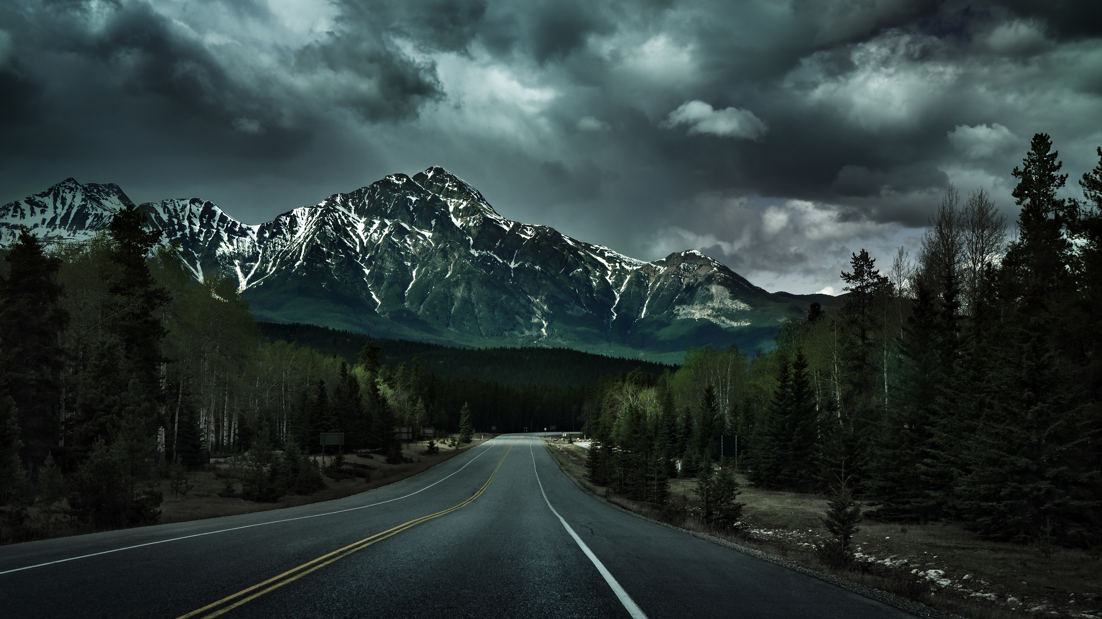 Long Road To The Mountains - Road Wallpaper 4k - HD Wallpaper 