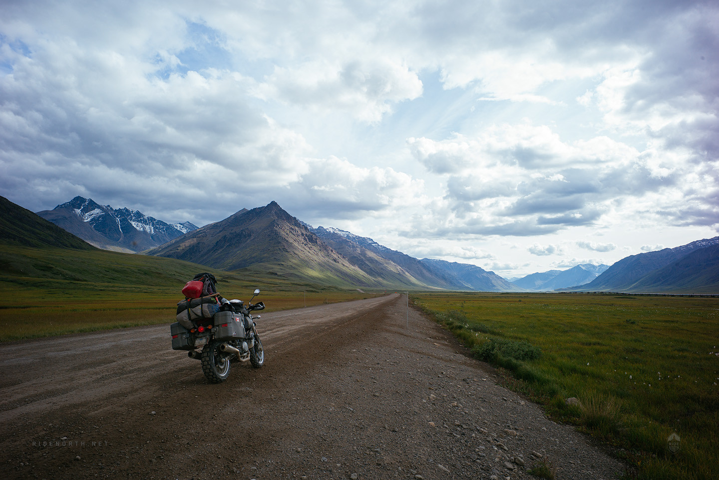Display / Pix - Motorcycle Journey - HD Wallpaper 