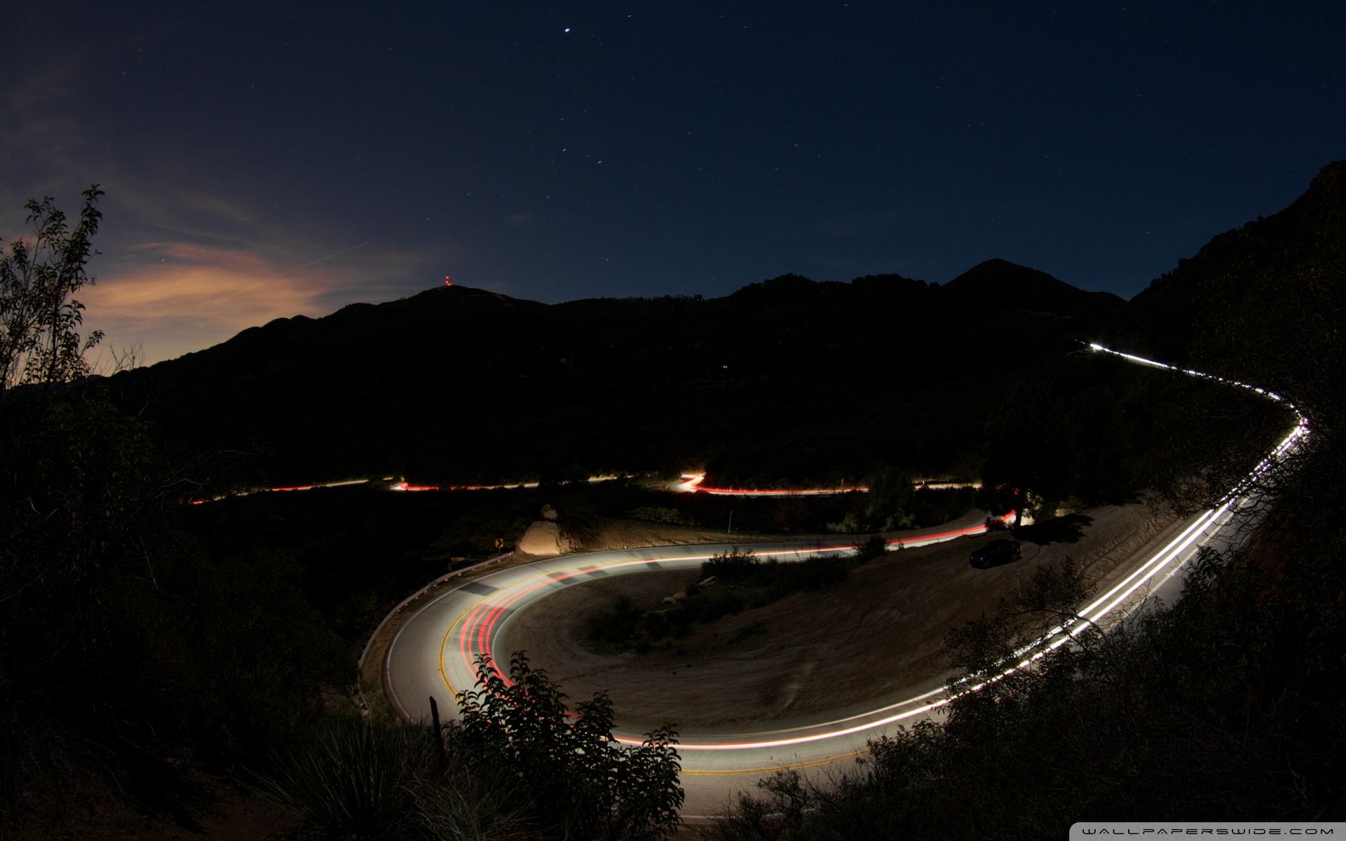 Mountain Road Wallpaper - HD Wallpaper 