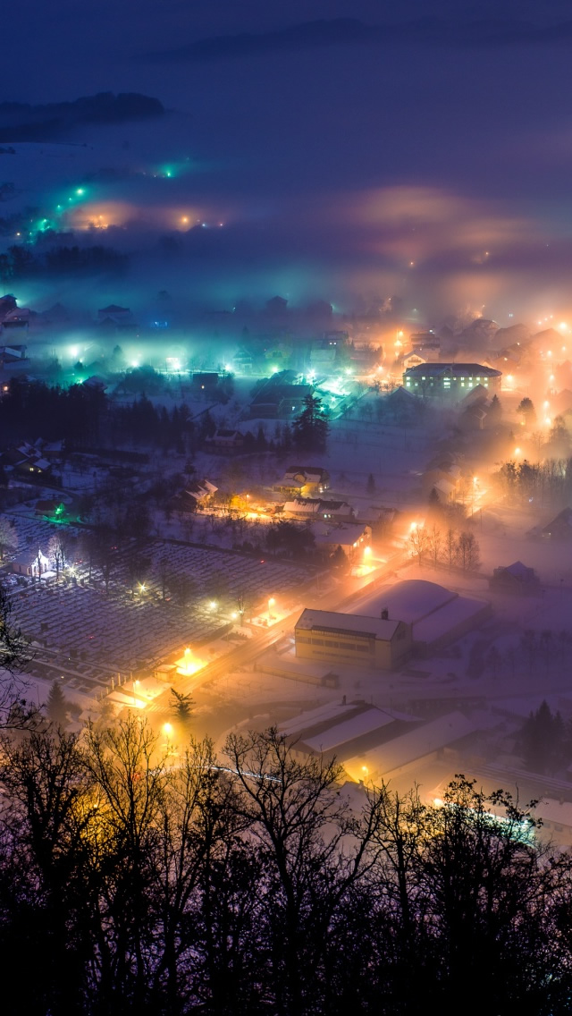 Winter Night In Pregrada Iphone Wallpaper - Winter Night Iphone Background - HD Wallpaper 