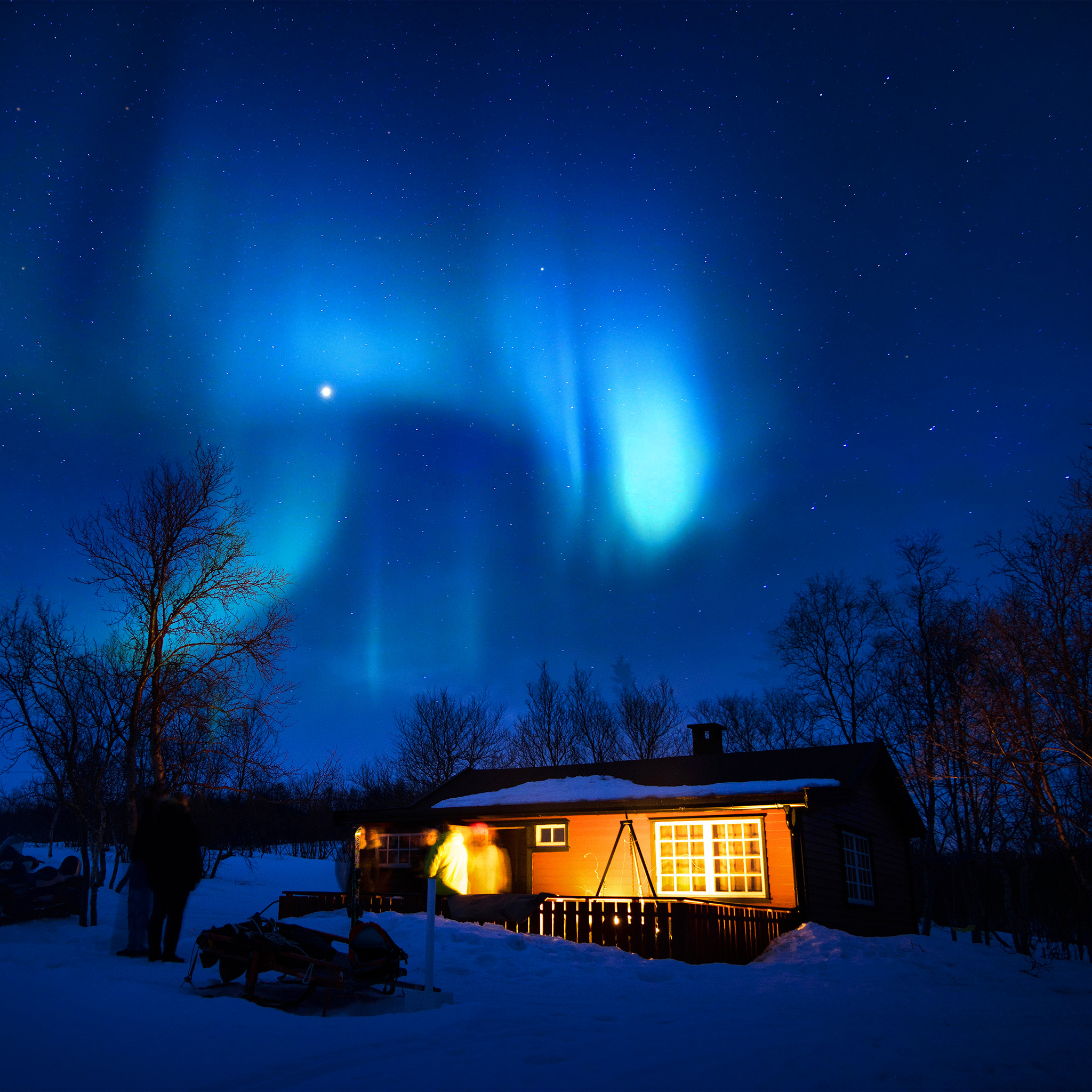 Small Winter Mountain House - HD Wallpaper 