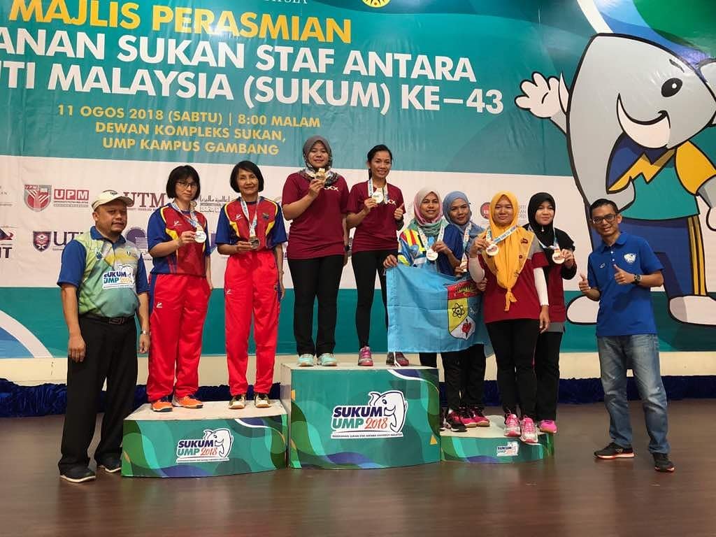 Podium - HD Wallpaper 