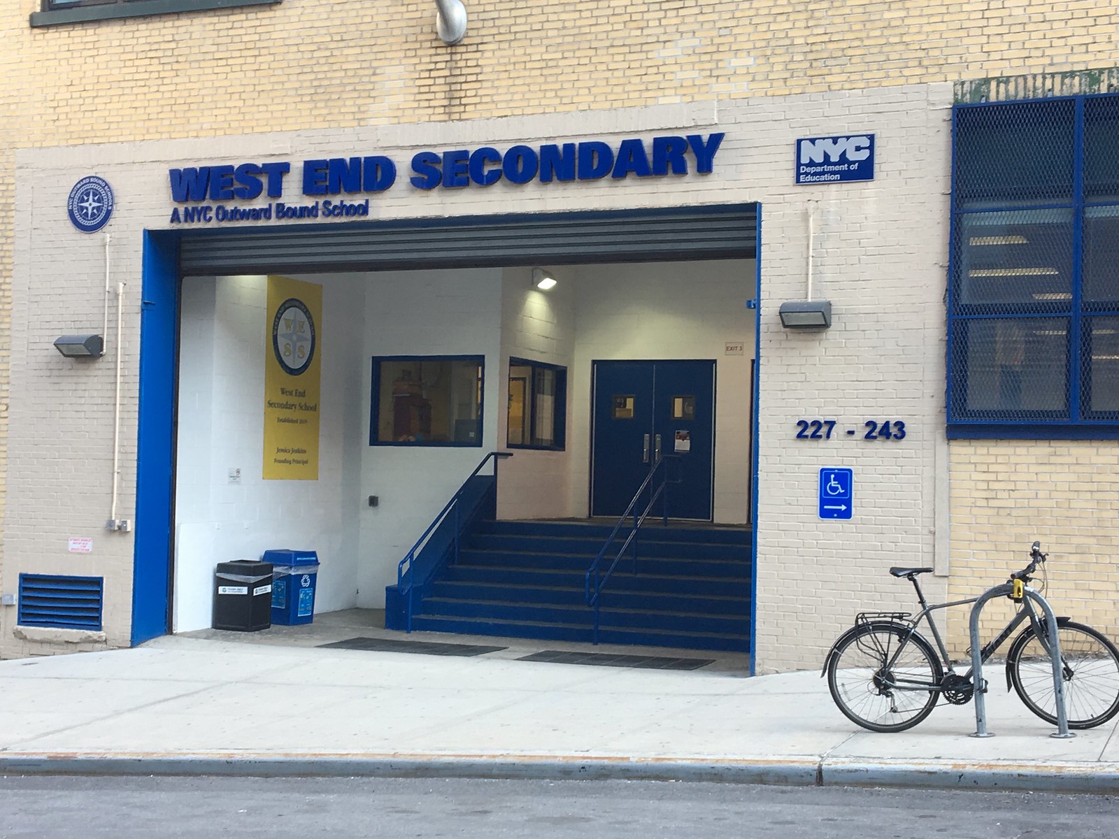 West End Secondary - HD Wallpaper 