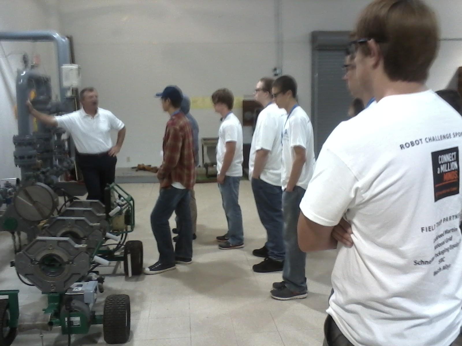 Military Robot - HD Wallpaper 