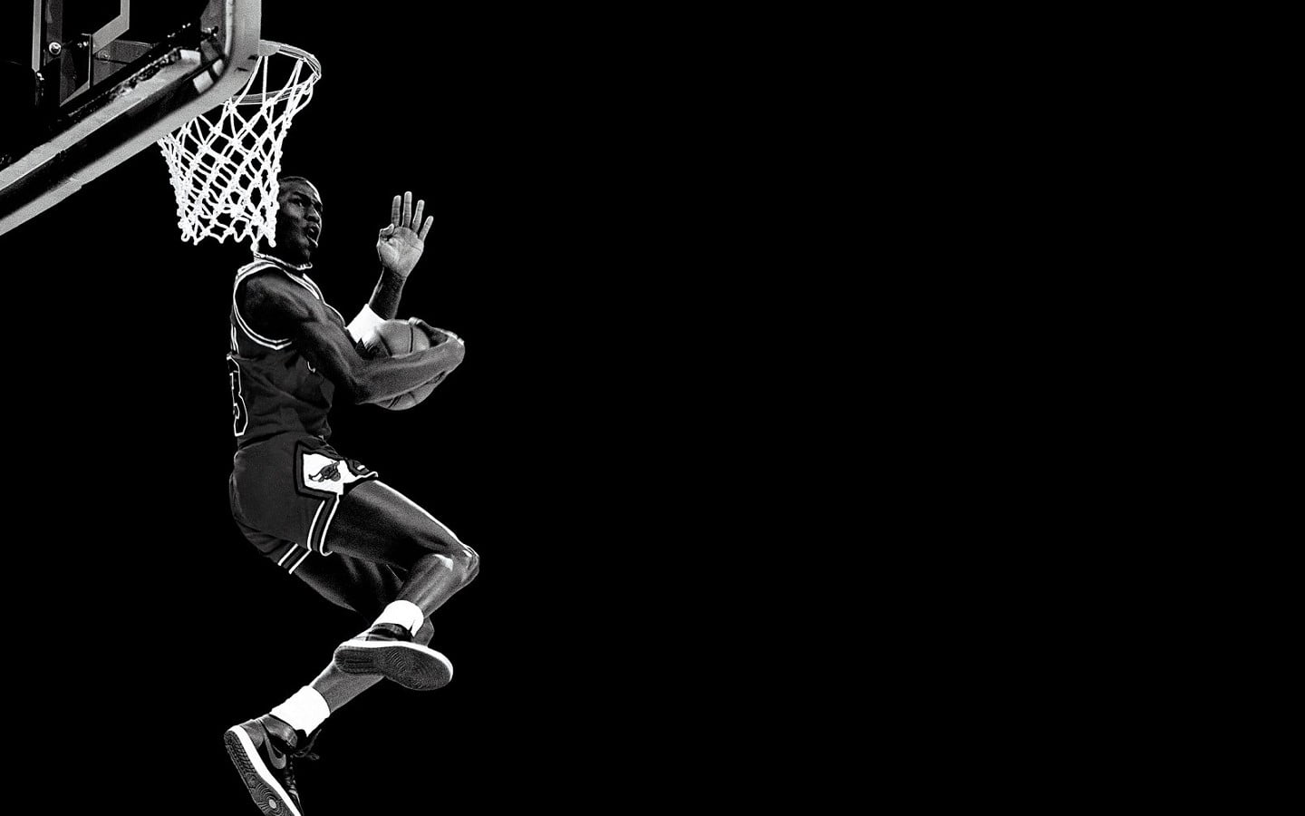 Michael Jordan Black Background - HD Wallpaper 