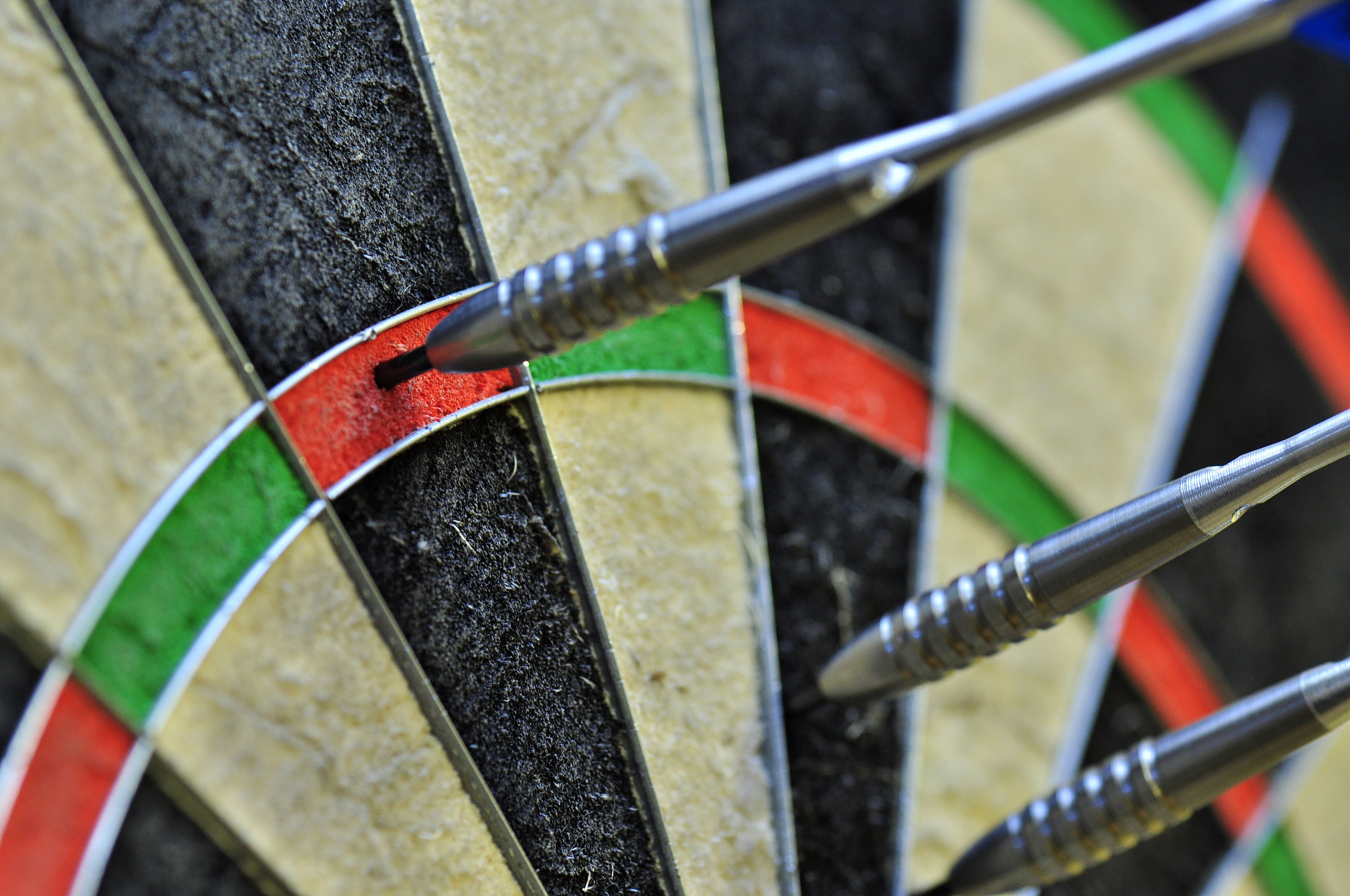 Dart Board Game 4k Widescreen Desktop Background - Hd Darts - 3216x2136