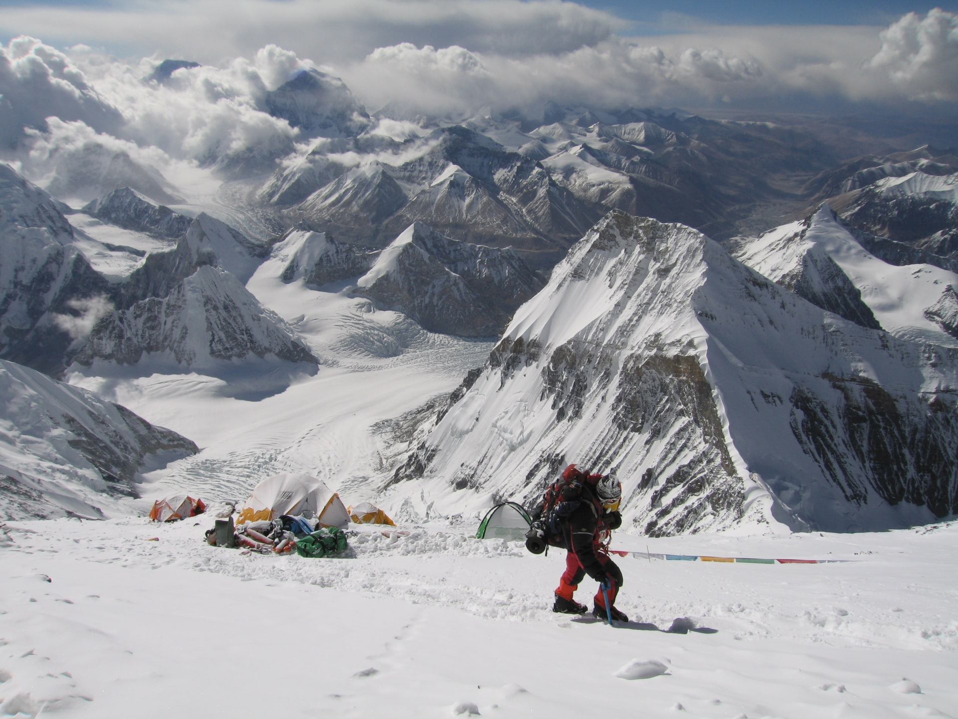 View From Peak Of Everest - HD Wallpaper 