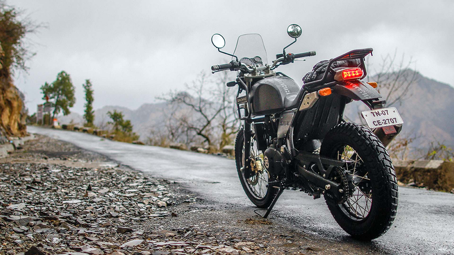 Royal Enfield Himalayan - HD Wallpaper 