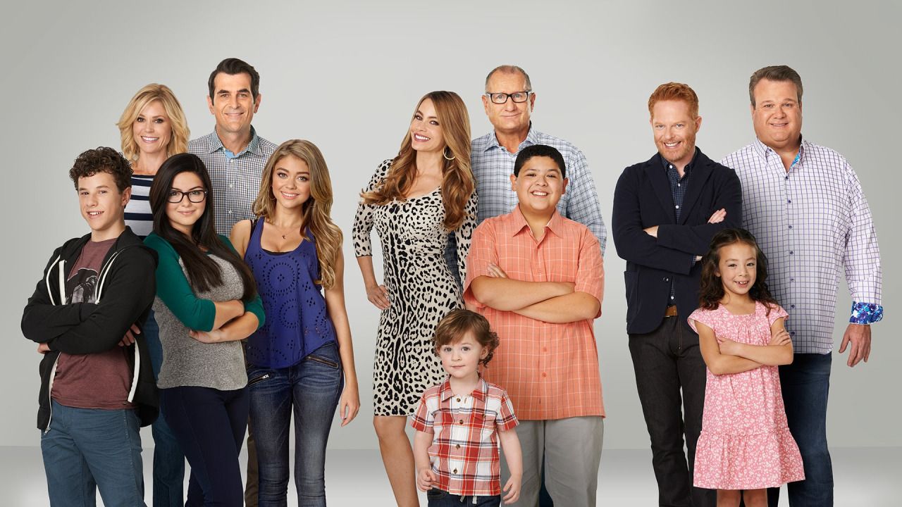 Modern Family Wallpaper Hd - HD Wallpaper 