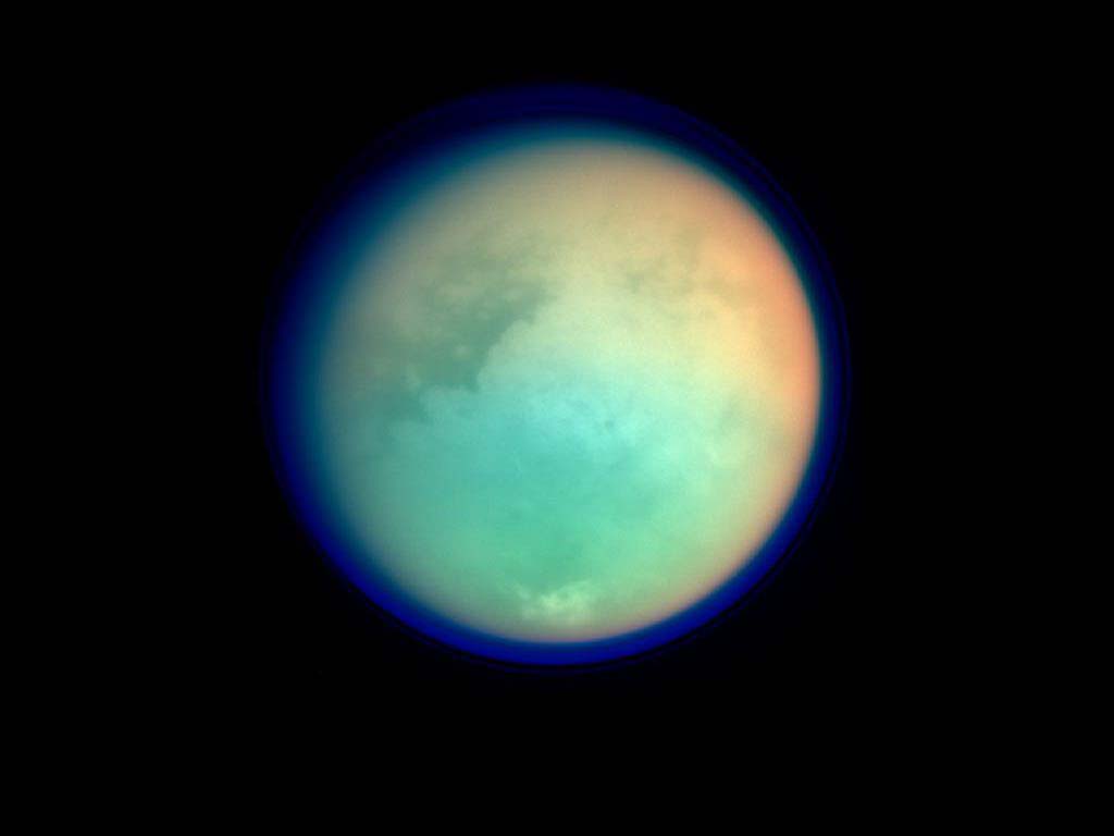 Titan Moon Hd - HD Wallpaper 