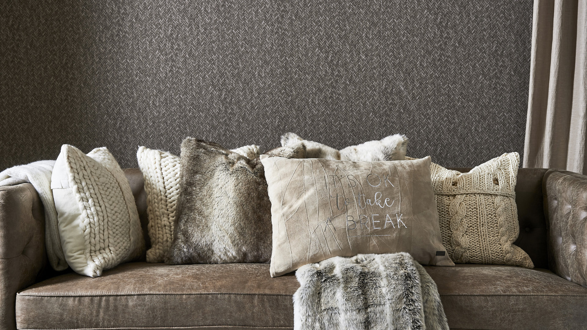 Living Room - HD Wallpaper 