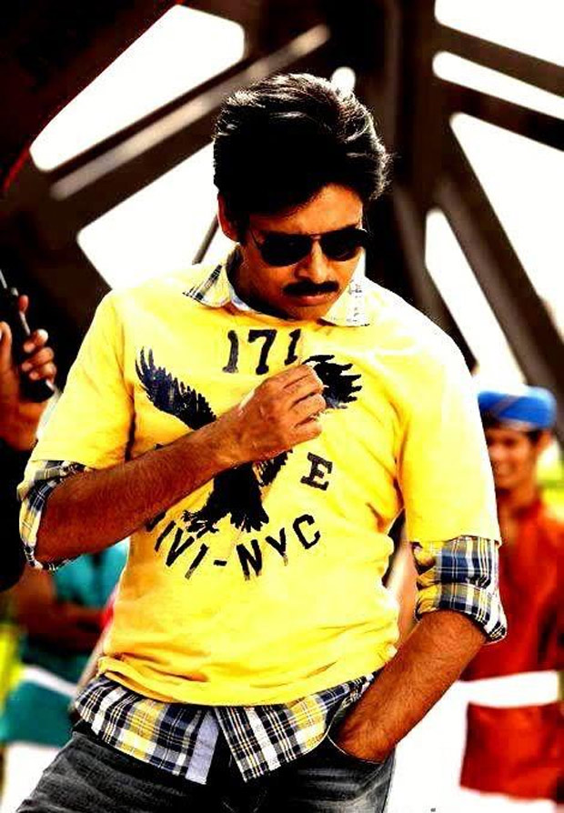 Gabbar Singh Movie Pawan Kalyan Stills - HD Wallpaper 