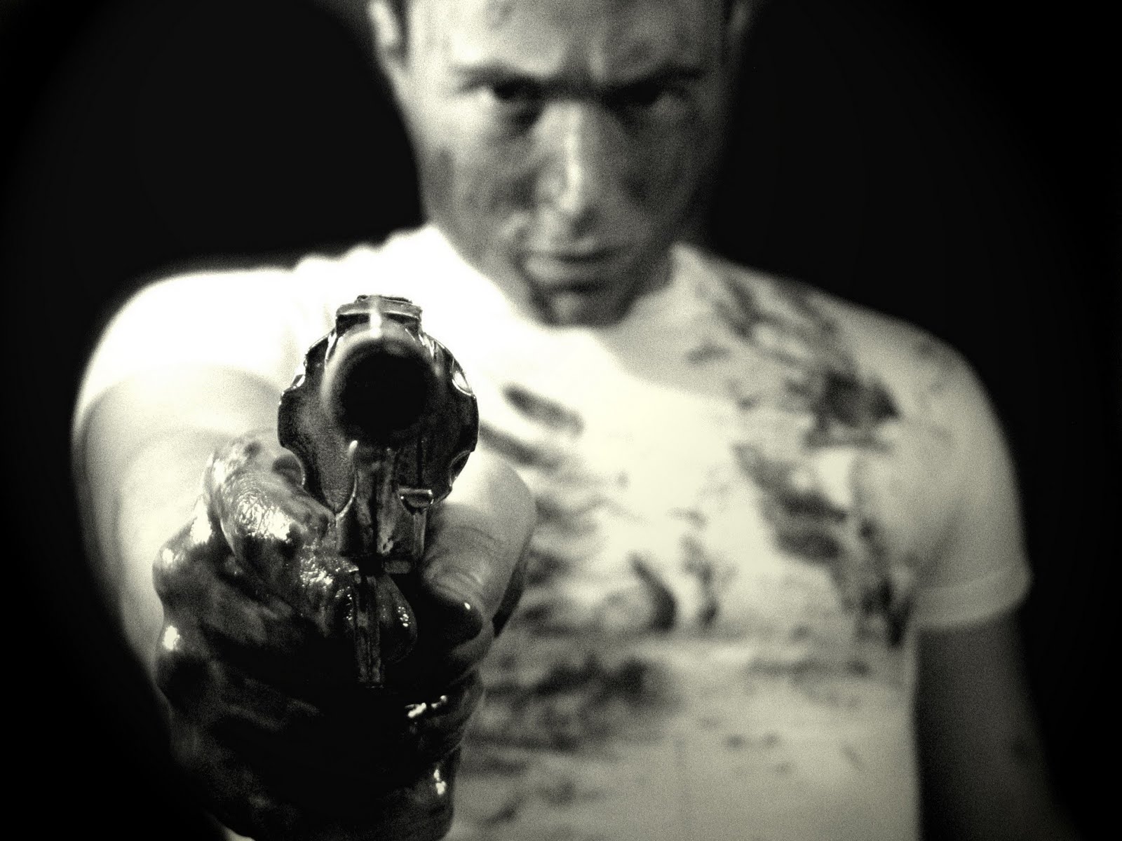 Blood Gun - HD Wallpaper 