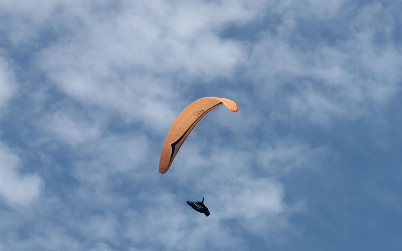Paragliding Wallpaper - HD Wallpaper 