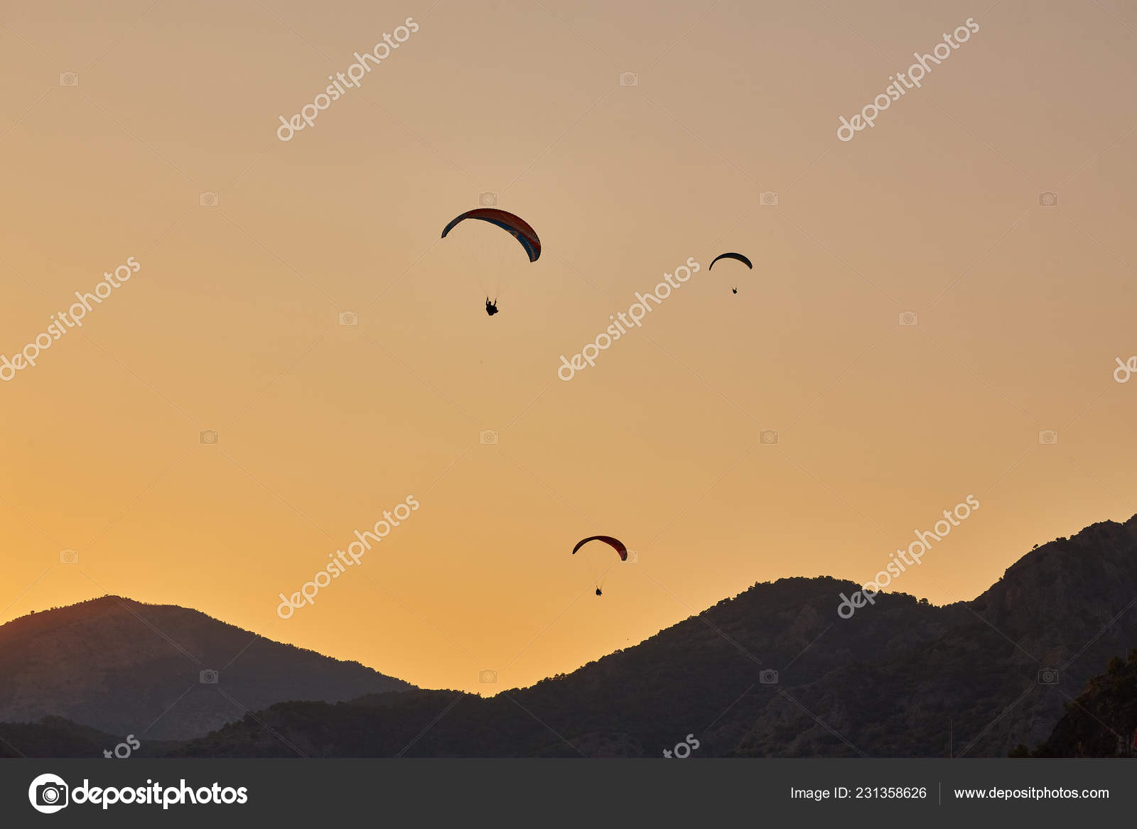 Paragliding - HD Wallpaper 