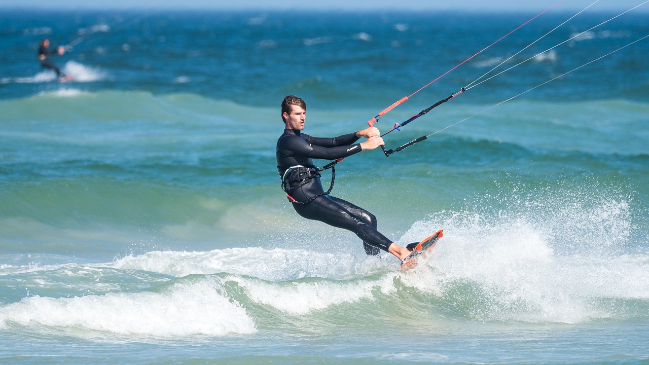 Kite Boarder Wallpaper Desktop Background Screensaver - Ski Surfing Water Background - HD Wallpaper 