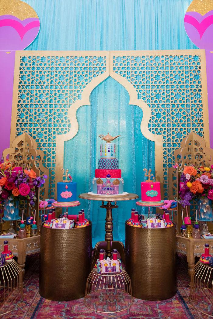 Arabian Cake Tables Pedestals From A Shimmer And Shine - Pedestal Table For Birthday Decor - HD Wallpaper 